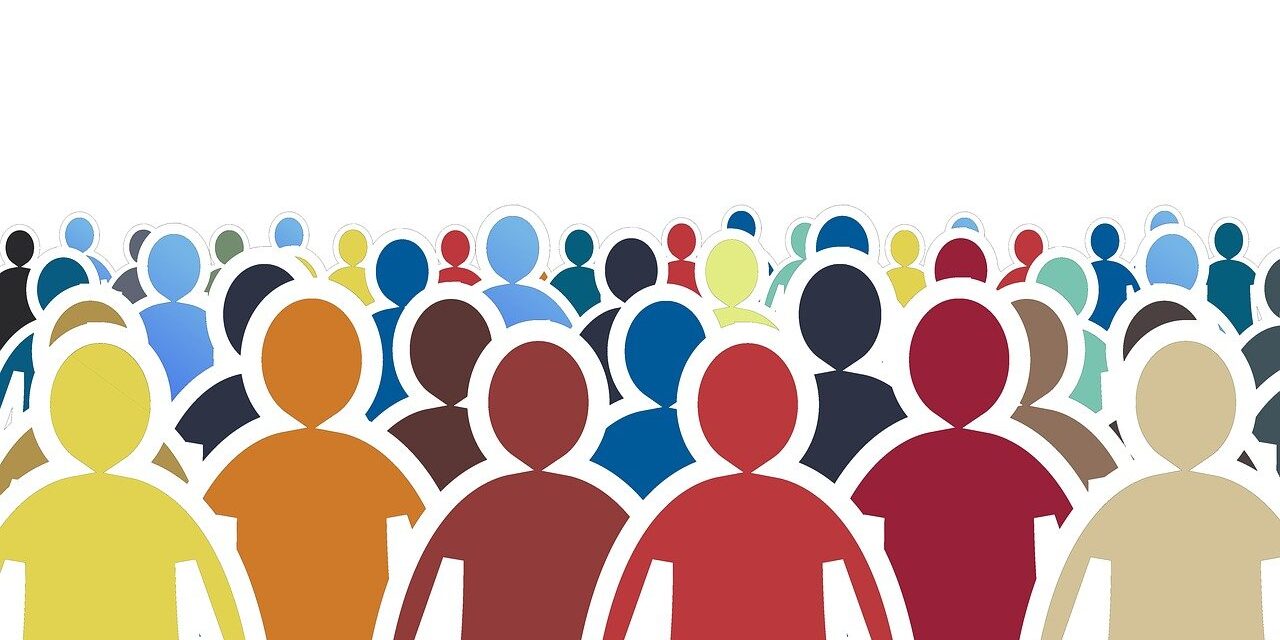 crowd-gd8f8fd7fc_1280